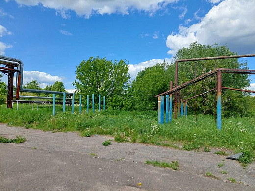 Кохомские власти требуют снести детскую площадку